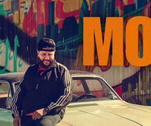 Mo