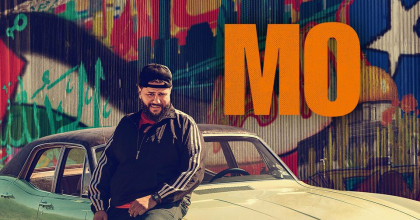 Mo